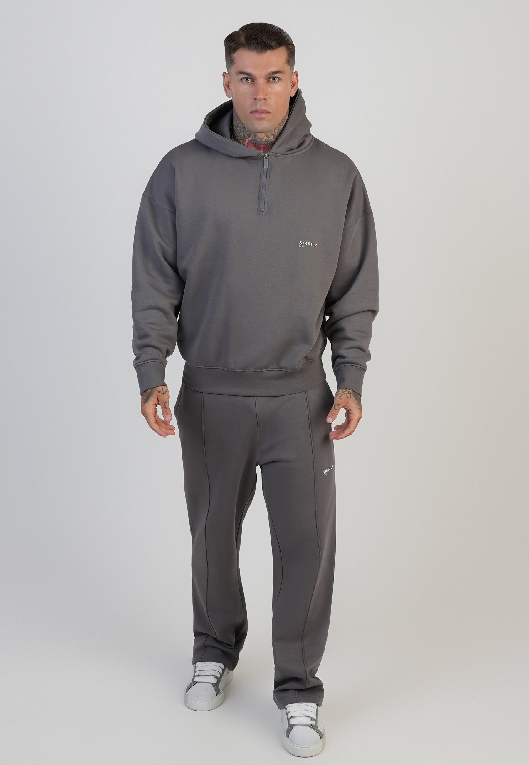 Felpa con cappuccio grafica in grigio Felpa con cappuccio SikSilk