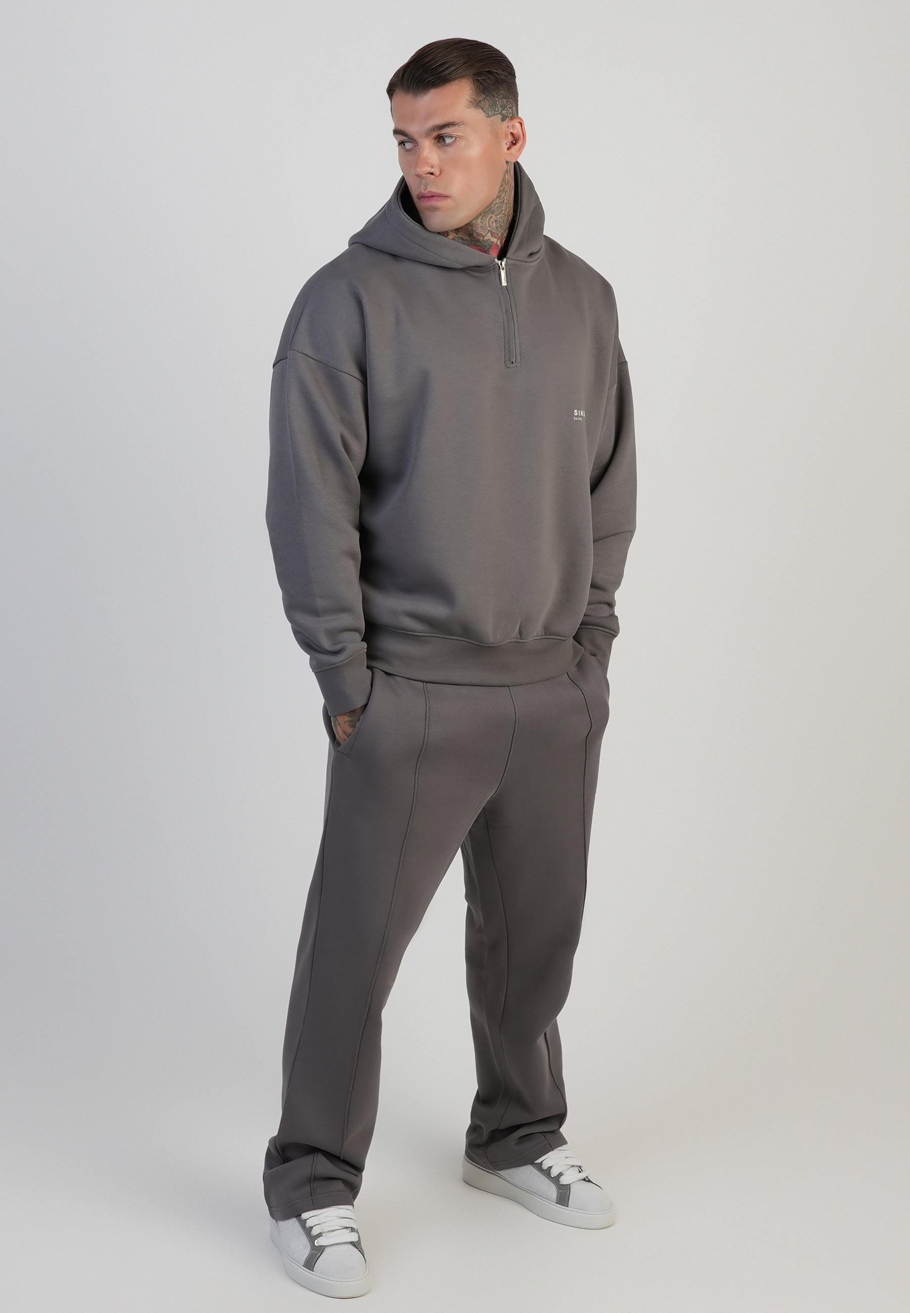 Felpa con cappuccio grafica in grigio Felpa con cappuccio SikSilk