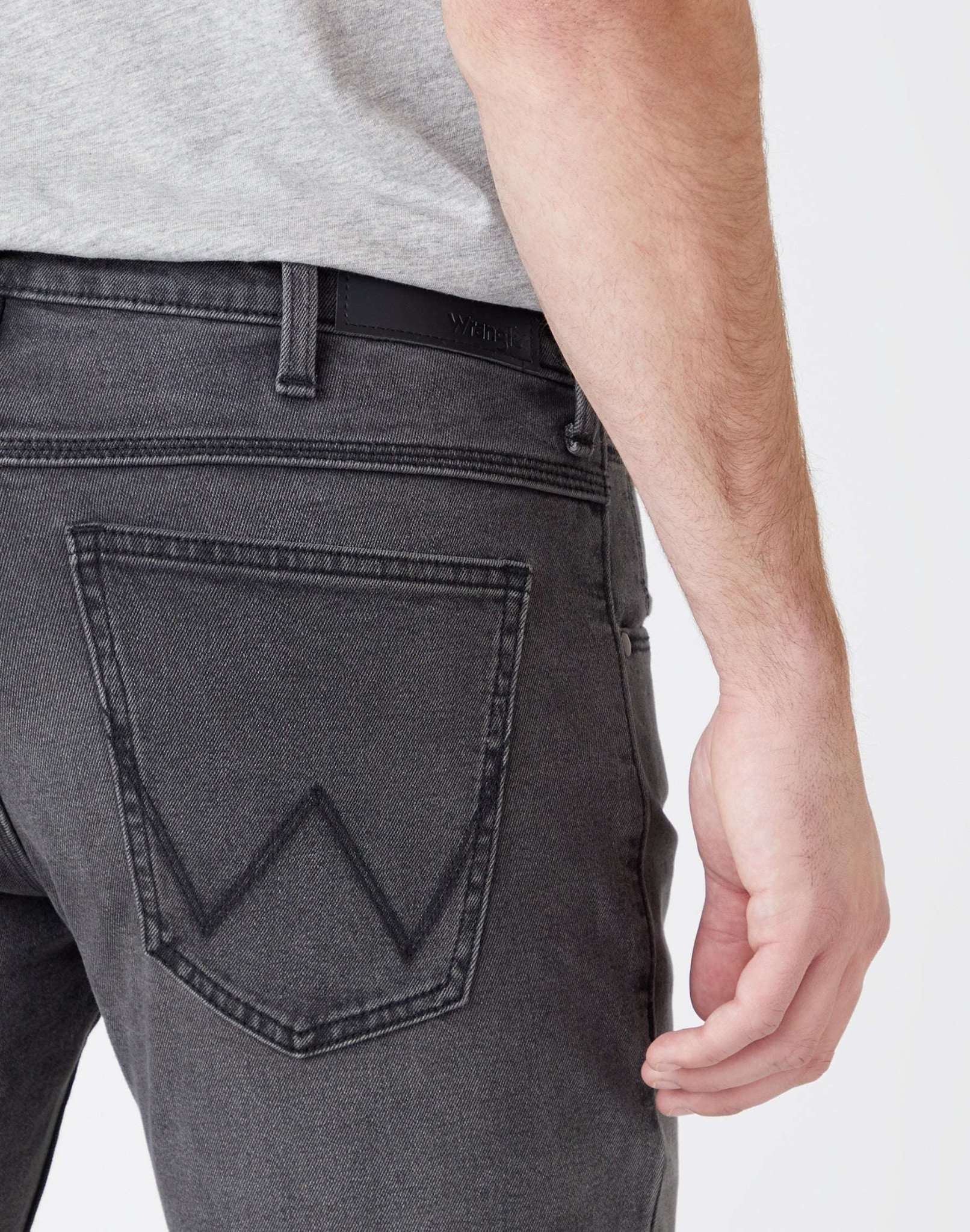 Jeans Slim Low Stretch in Grigio Grande Wrangler   