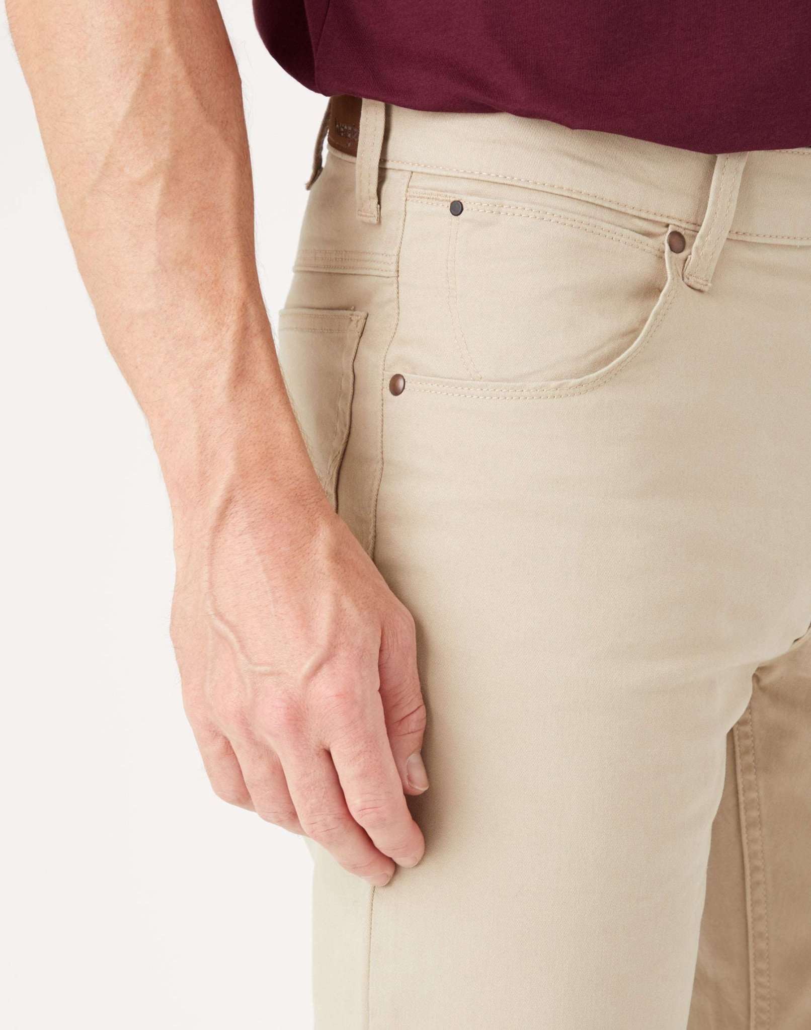 Dritti Medium Stretch in pantaloni Khaki Wrangler   