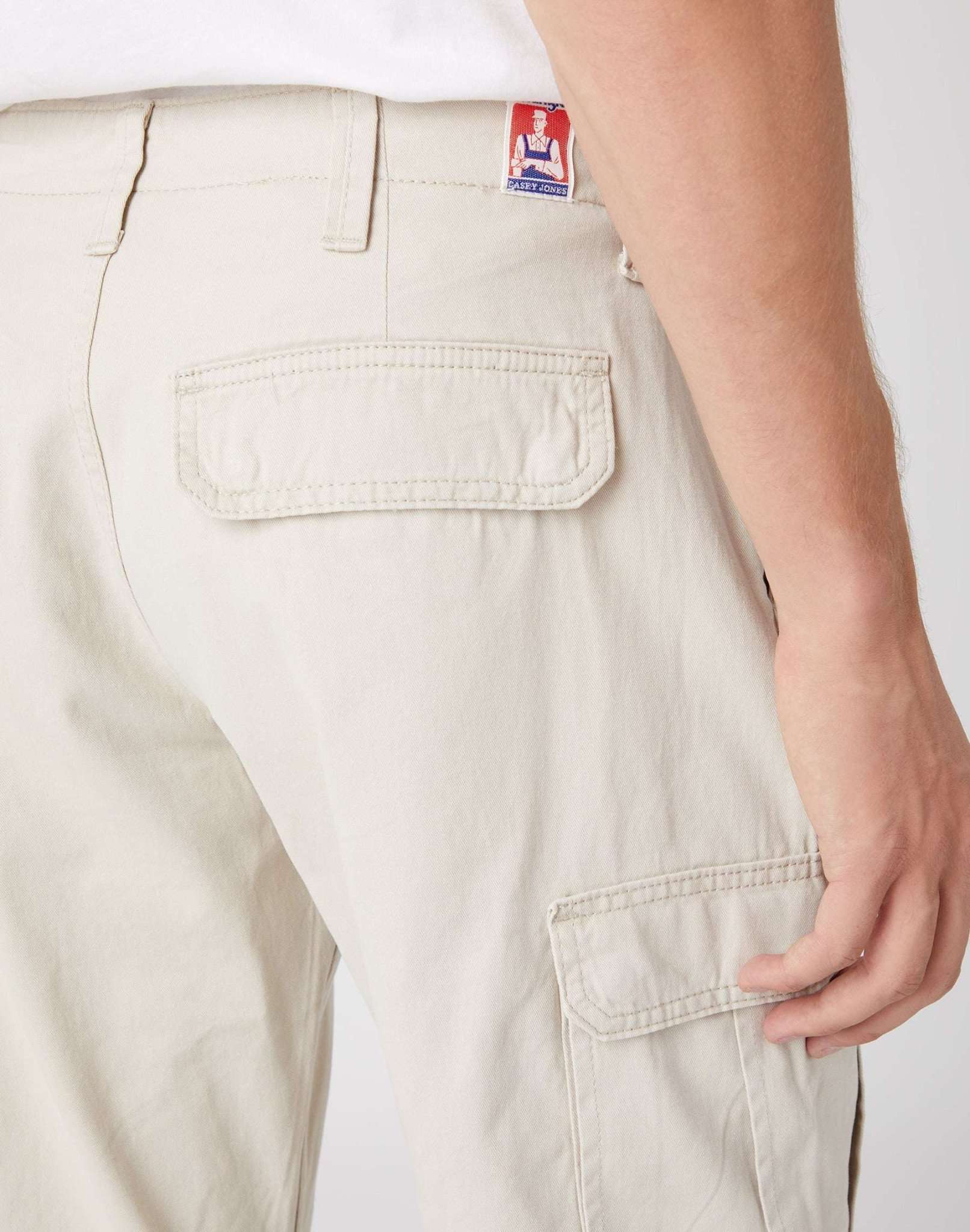 Pantaloni Casey Jones Cargo in Peyote Beige Wrangler   