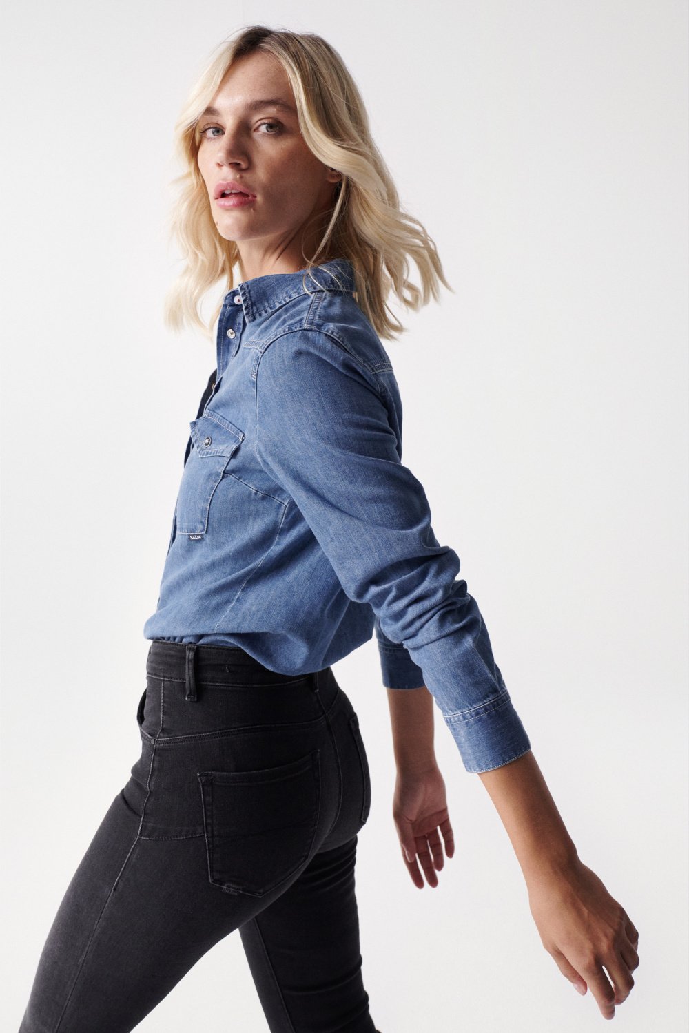 Camicia in denim Lightdenim in lavaggio medio Camicie Salsa Jeans   