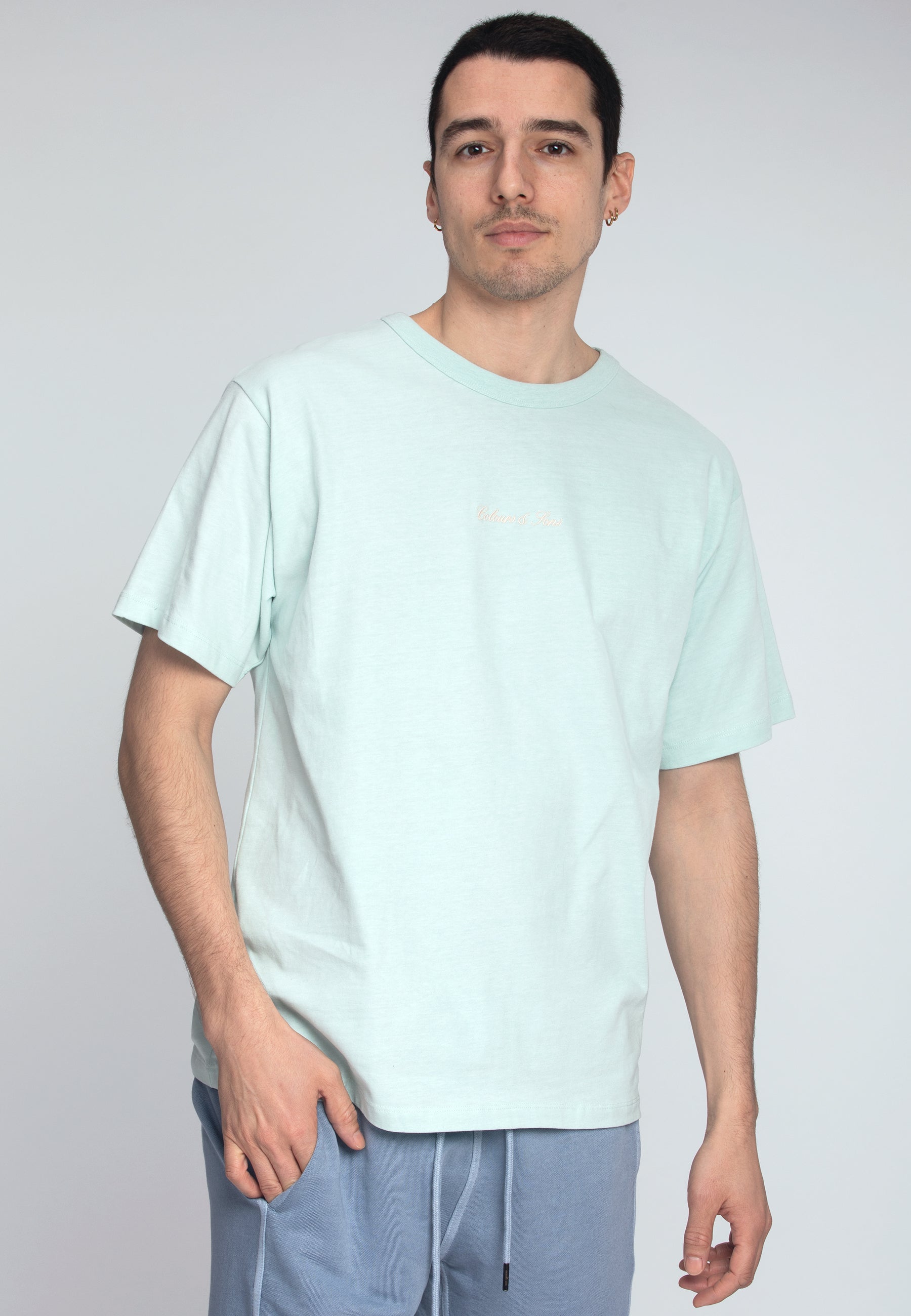 T-shirt Ricamo di base in nebbiolina T-shirt Colours and Sons   