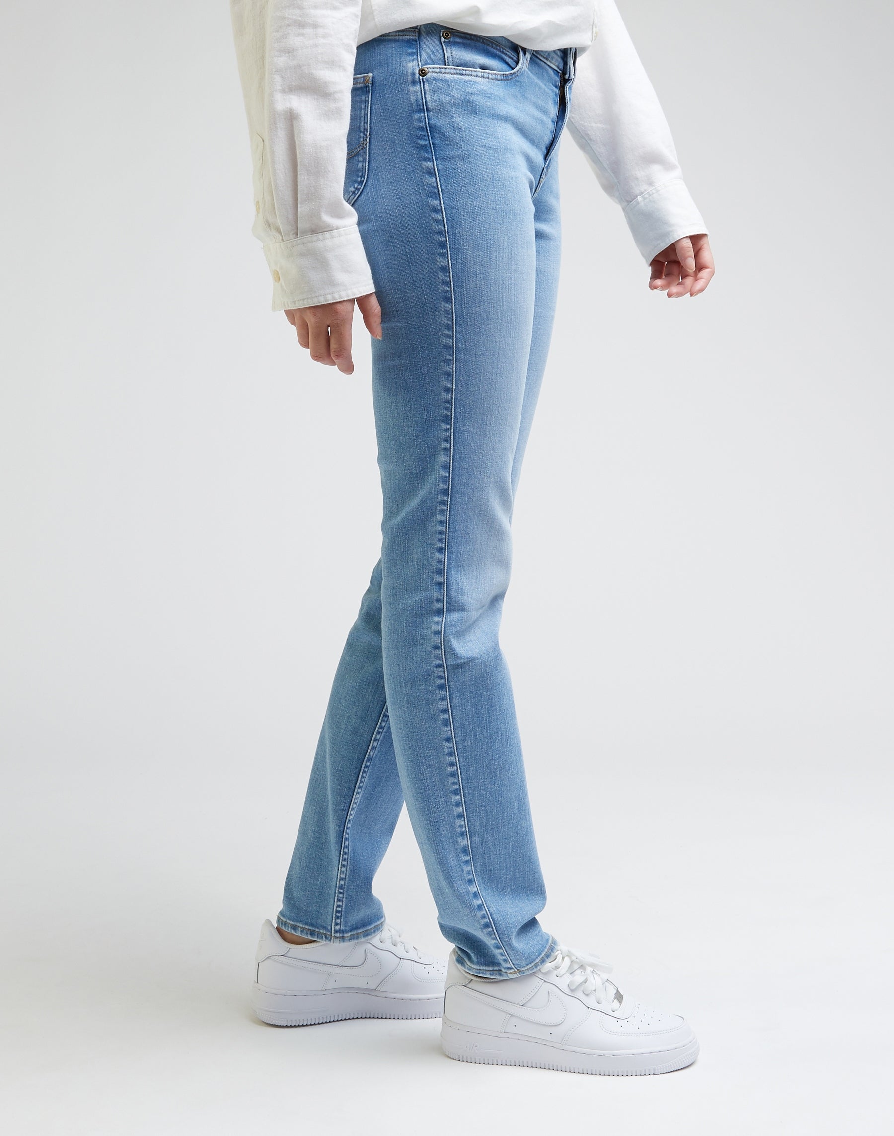 Marion Straight in Jeans Leggeri Lee   