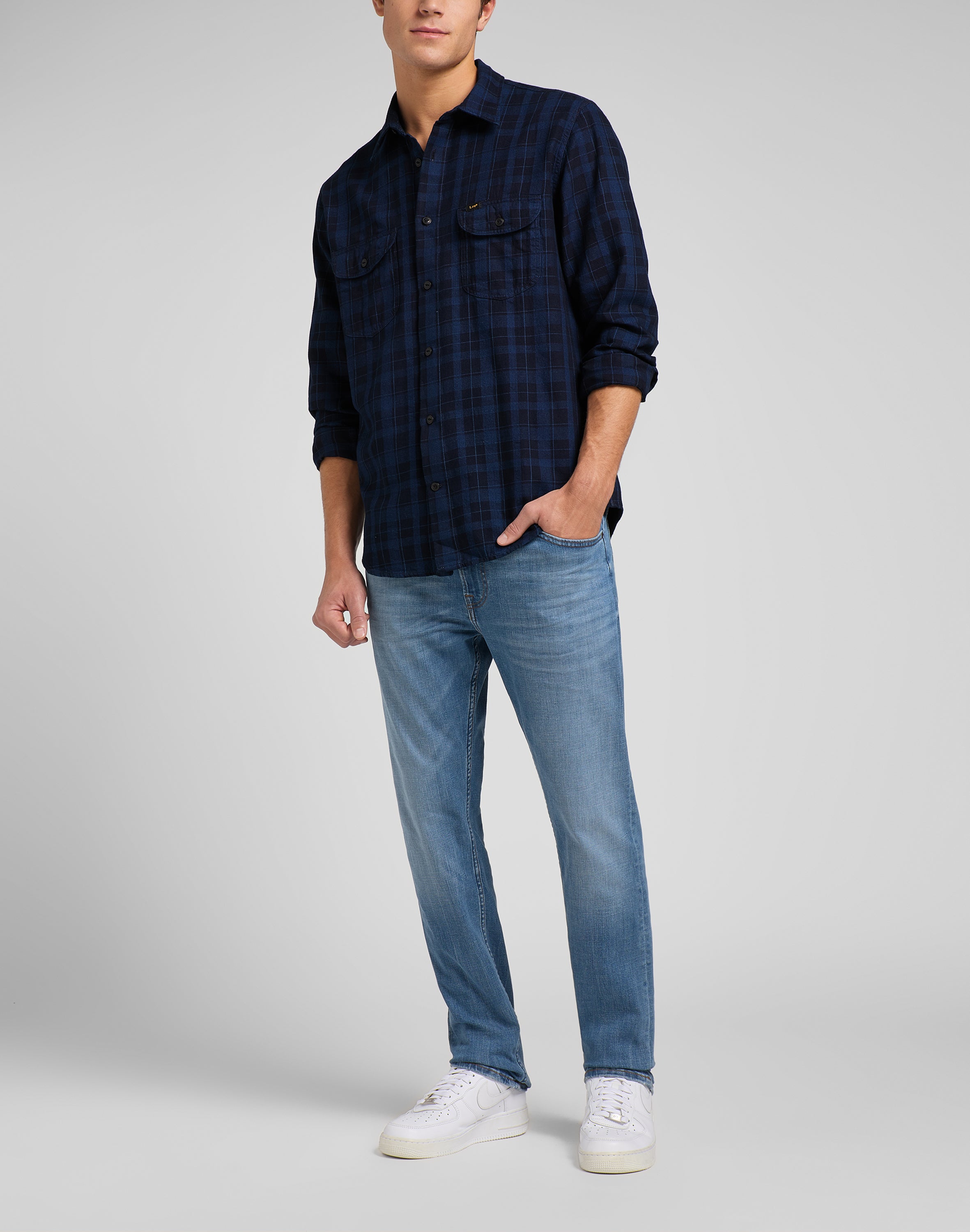 Cavaliere in jeans Cody indossati Lee   