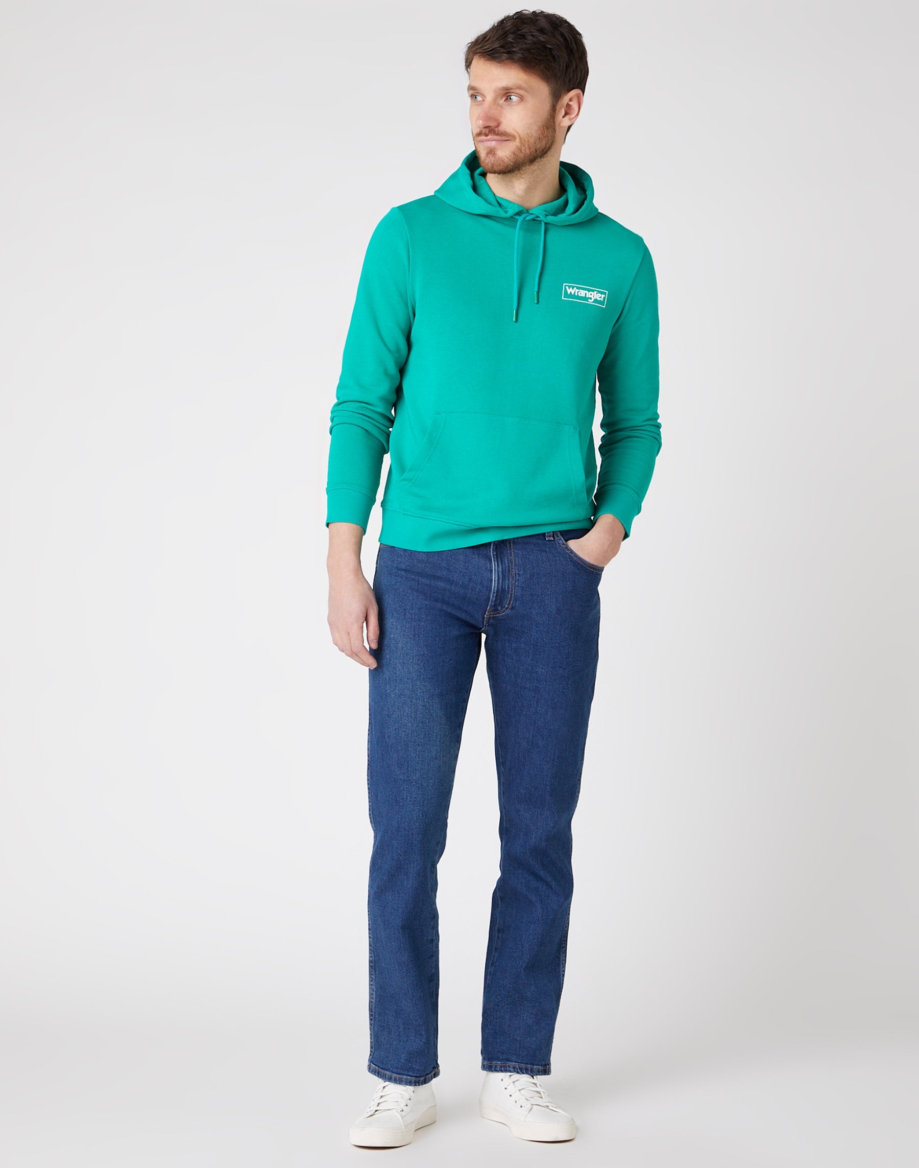 Jeans Wrangler Regular Fit Low Stretch in Darkstone   