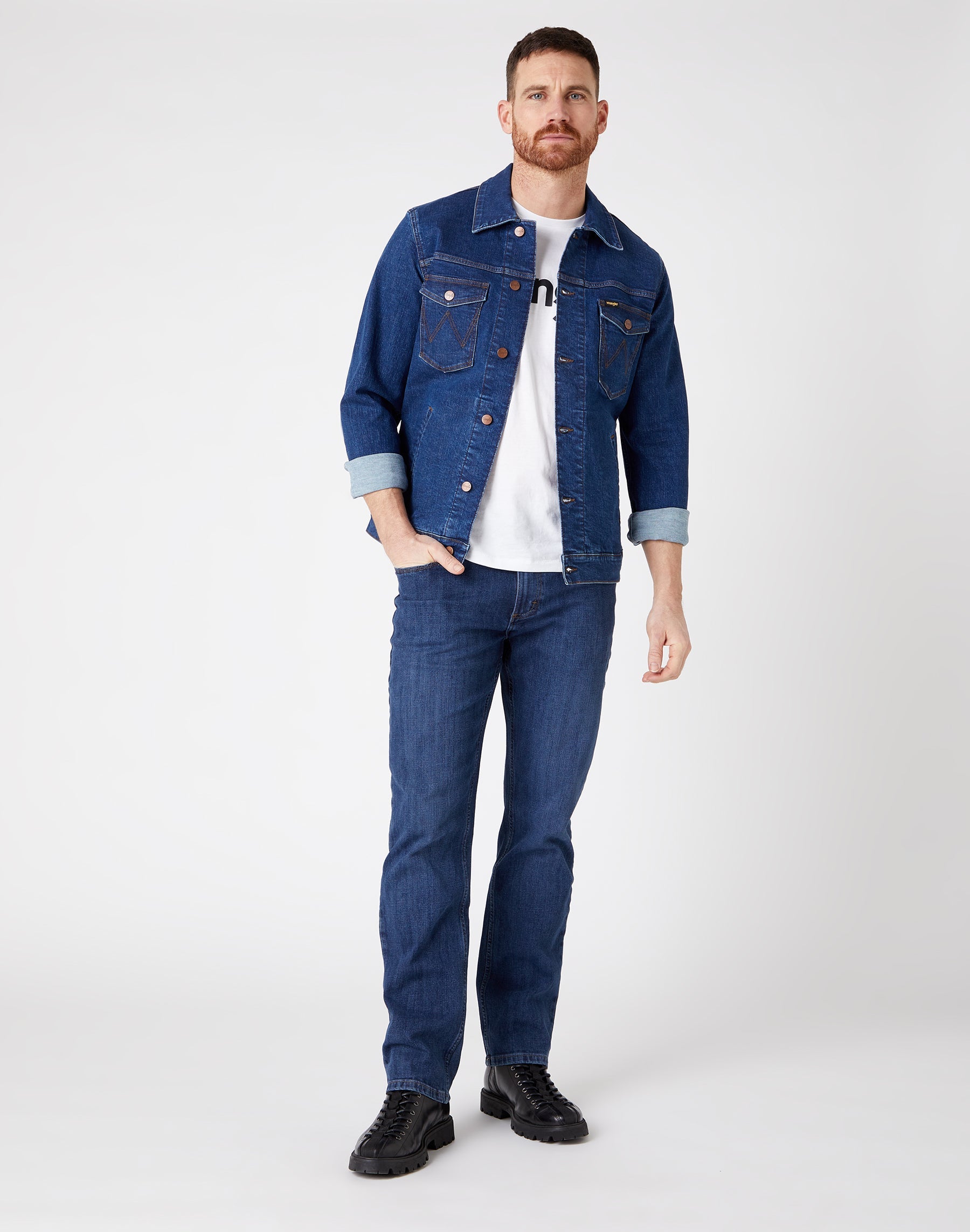 Dritti Low Stretch in pietra scura Jeans Wrangler   