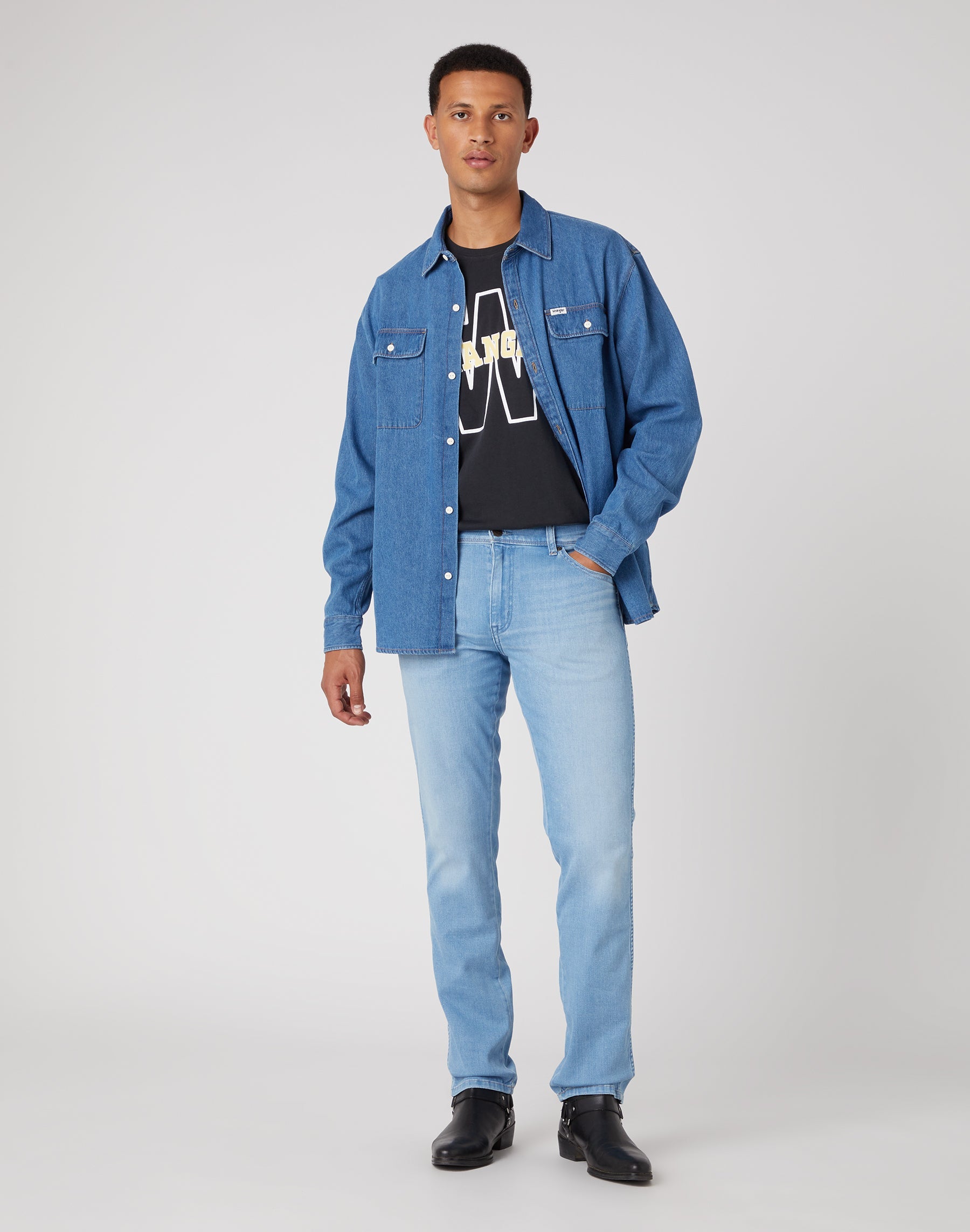 Jeans Texas Slim Low Stretch in Spot Lite Wrangler   