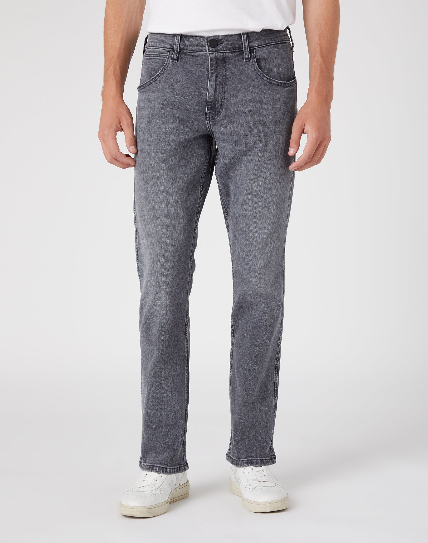 Jeans Greensboro Medium Stretch in Ebony Sky Wrangler   