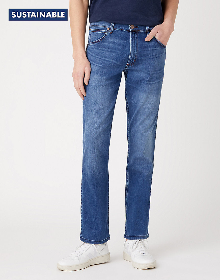 Jeans Greensboro Medium Stretch in Bright Stroke Wrangler   