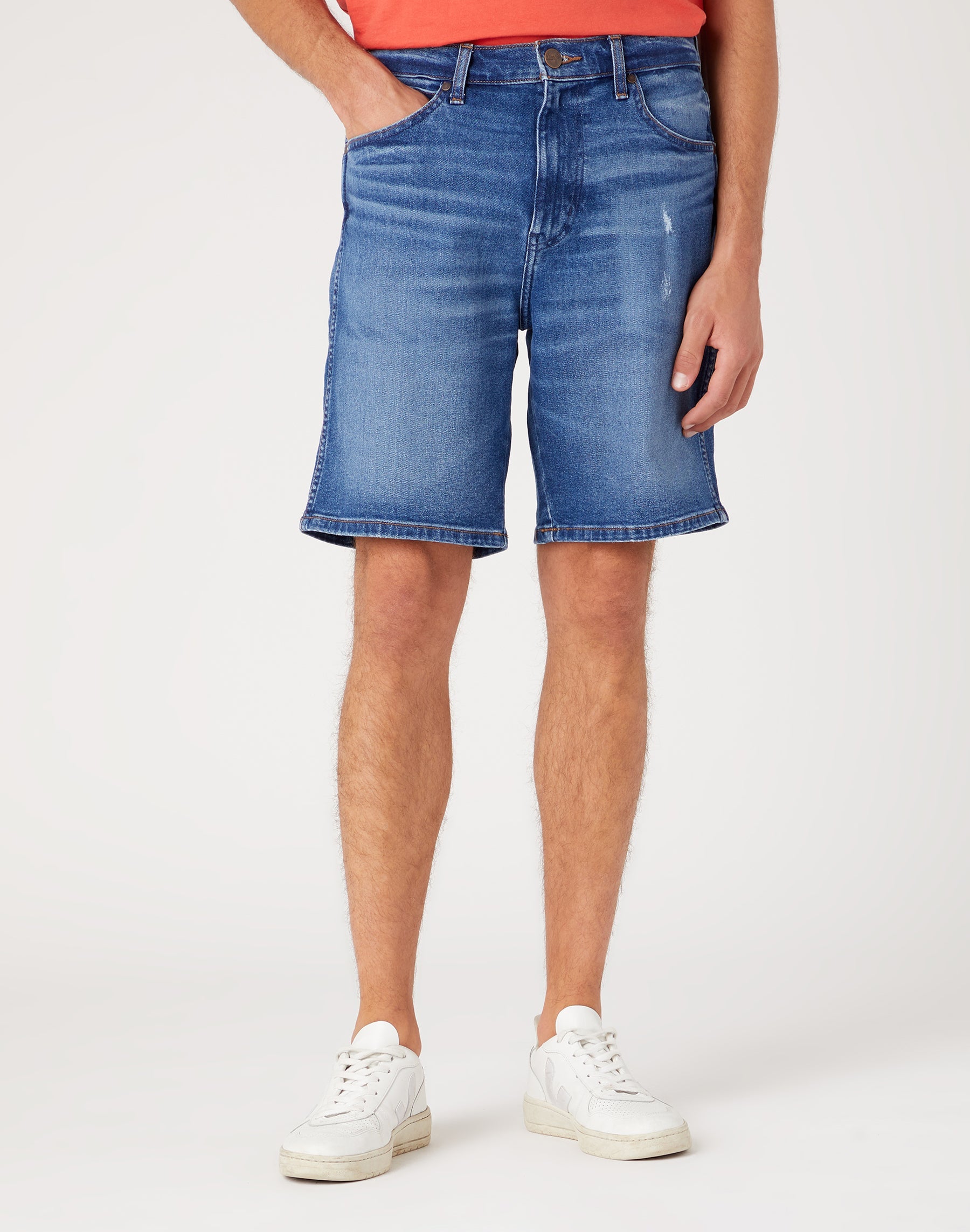 Frontier Short in Be Cool Jean Shorts Wrangler   