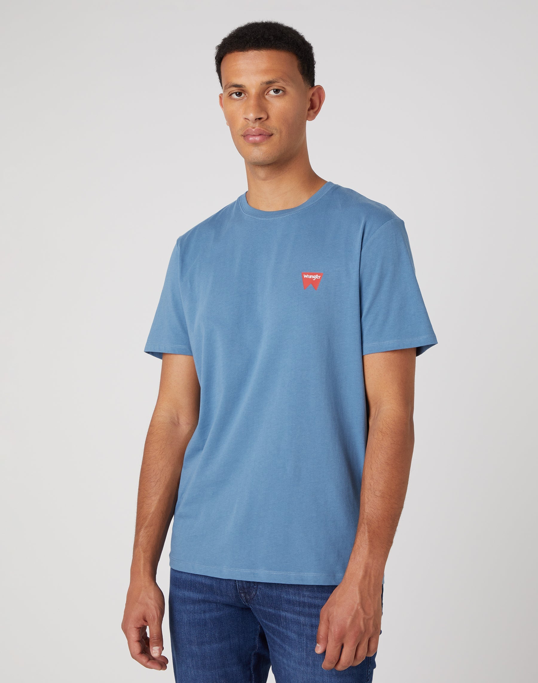 Maglietta Sign Off in T-shirt blu capitano Wrangler   