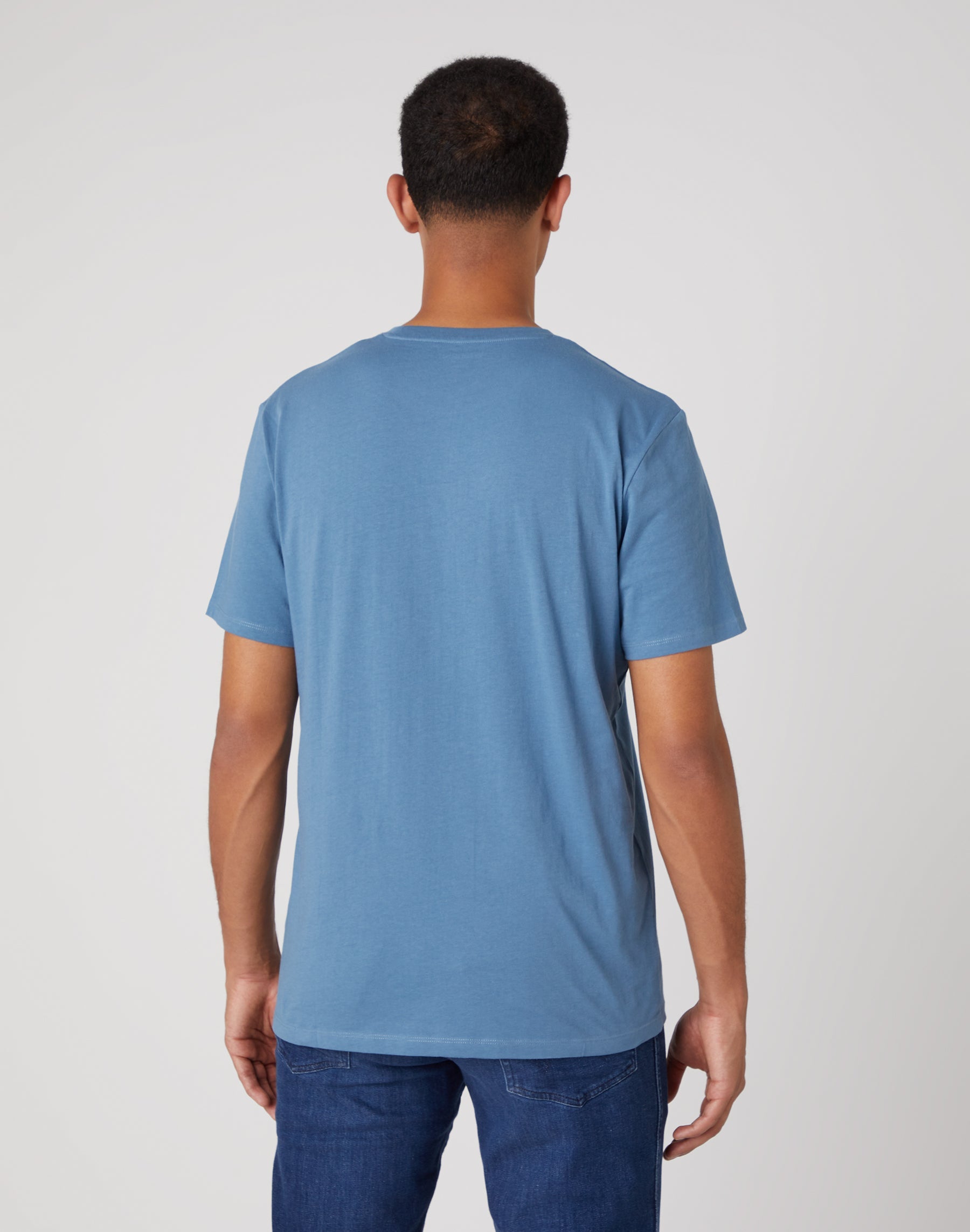 Maglietta Sign Off in T-shirt blu capitano Wrangler   