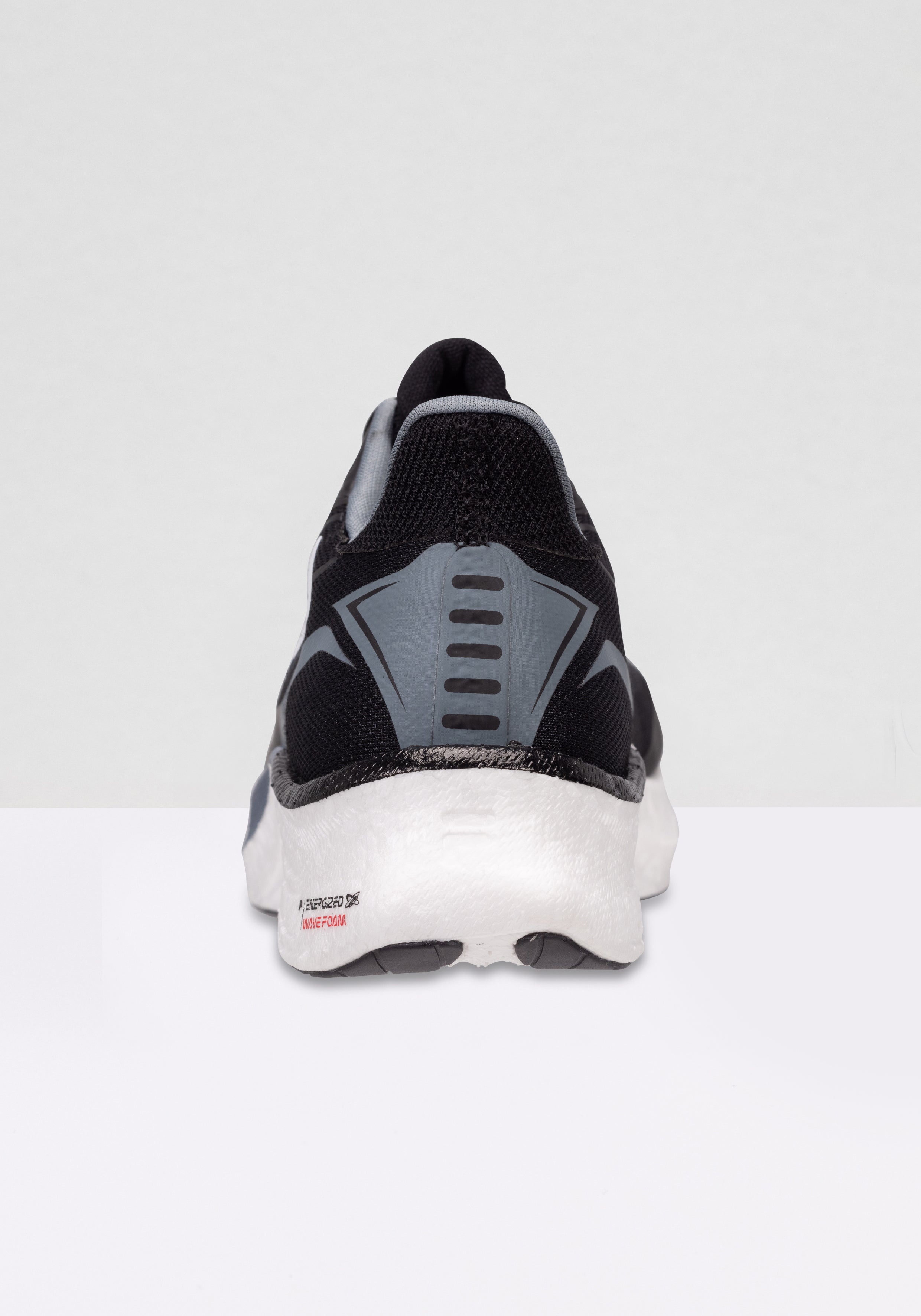 Argon in Nero-Fantasma Scarpe da corsa Fila   